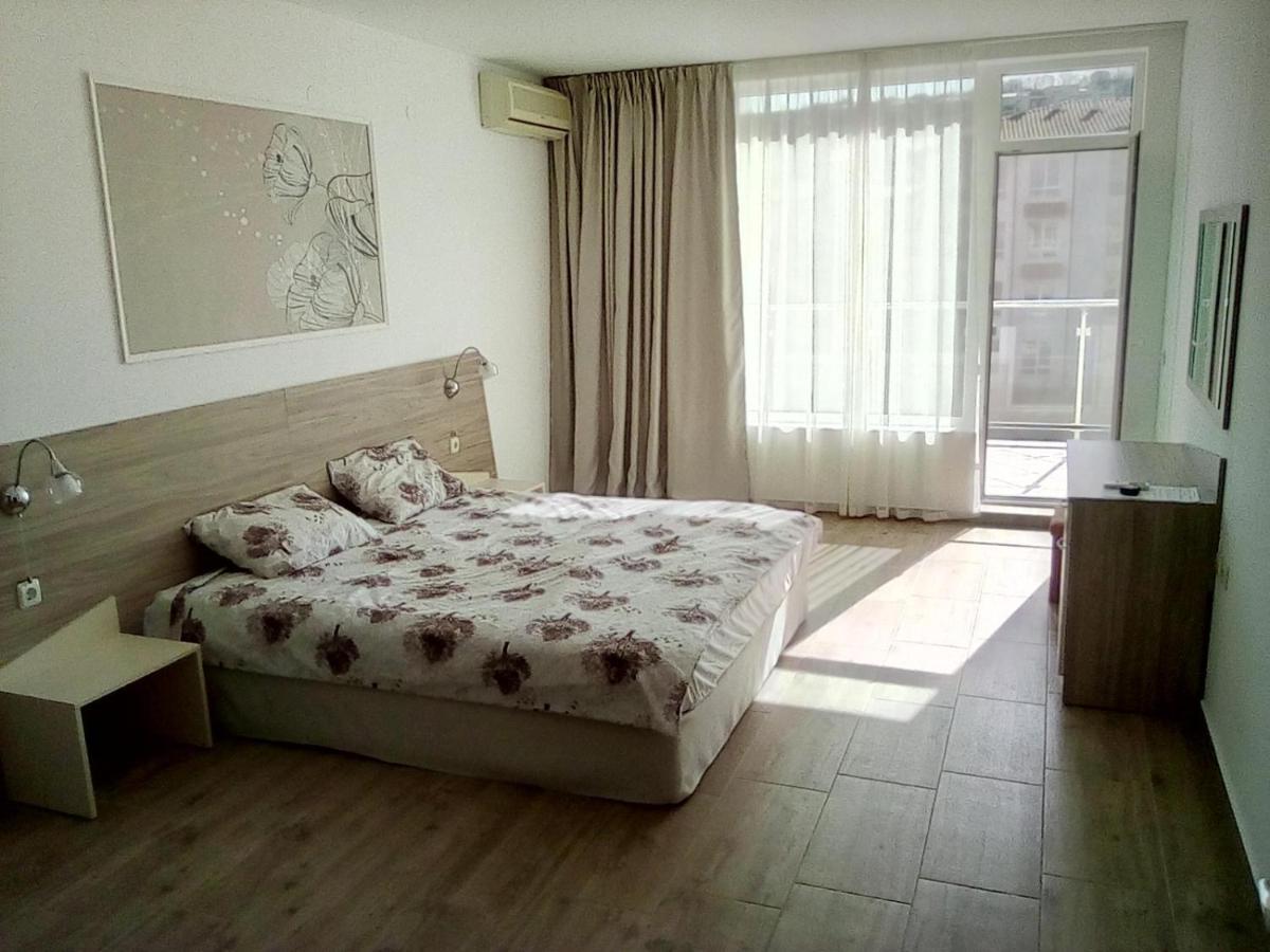 Silver Beach A98 Бяла Екстериор снимка