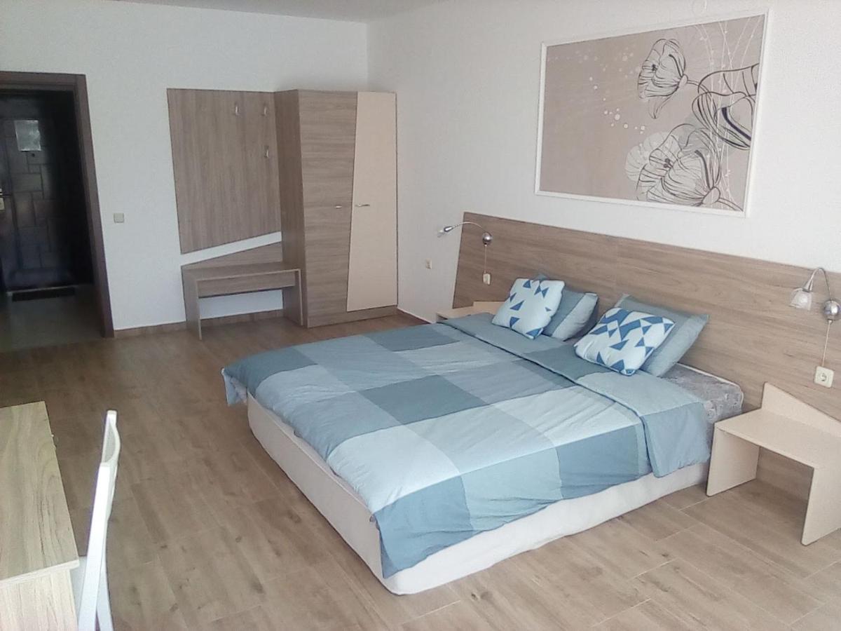 Silver Beach A98 Бяла Екстериор снимка